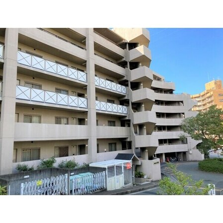 アーバンパーク緑地公園の物件内観写真